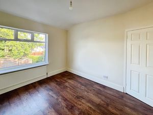 Bedroom- click for photo gallery